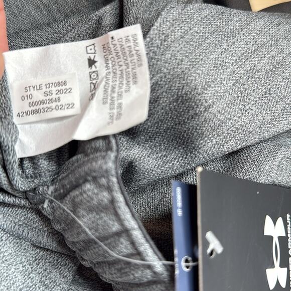 Under Armour Shorts Women’s Freedom Play Up Knit in Grey NEW with Tag W1669 Sz L - Picture 8 of 8